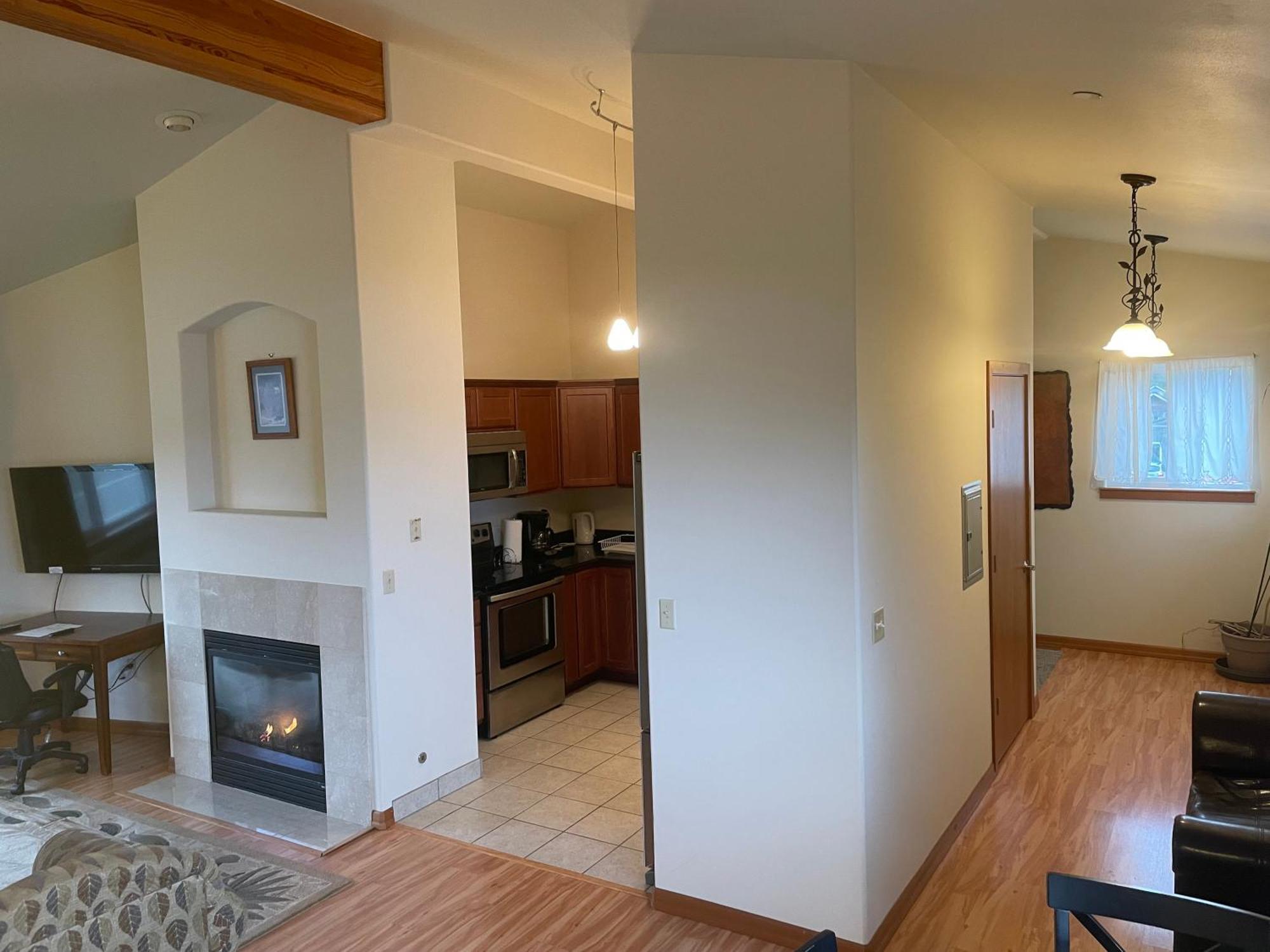 Oceanfront Allyn Apartment Kültér fotó