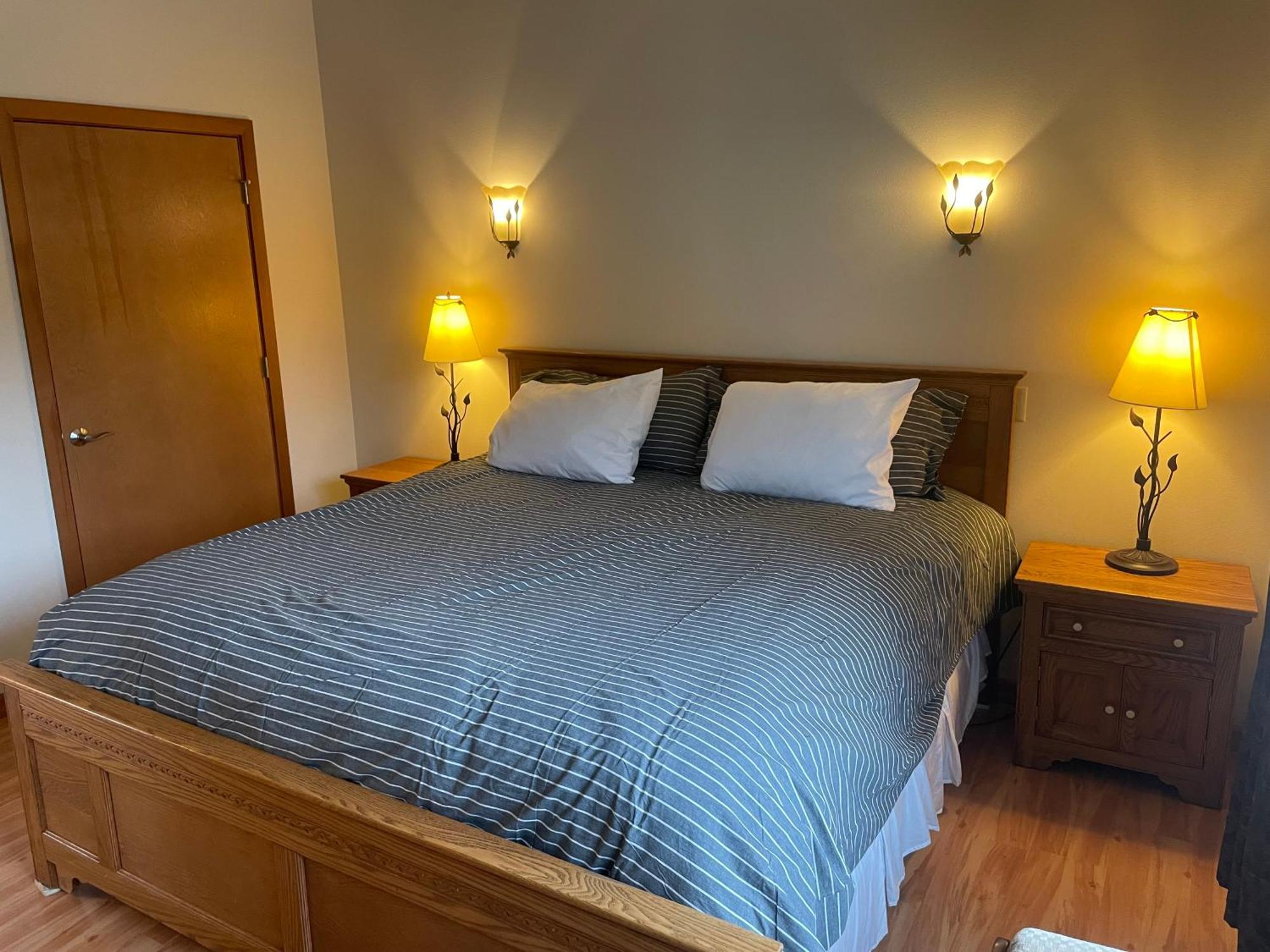 Oceanfront Allyn Apartment Kültér fotó